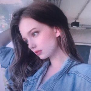 Meet your Posher, Regan